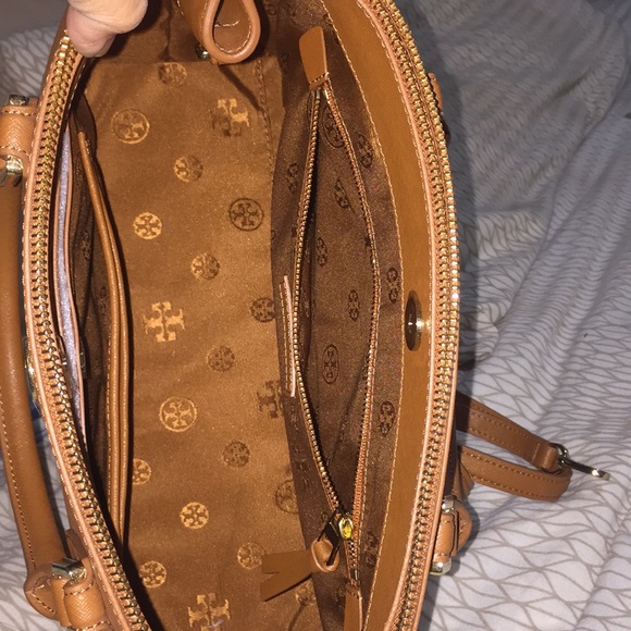 Tory Burch Robinson - Picture 2 of 6